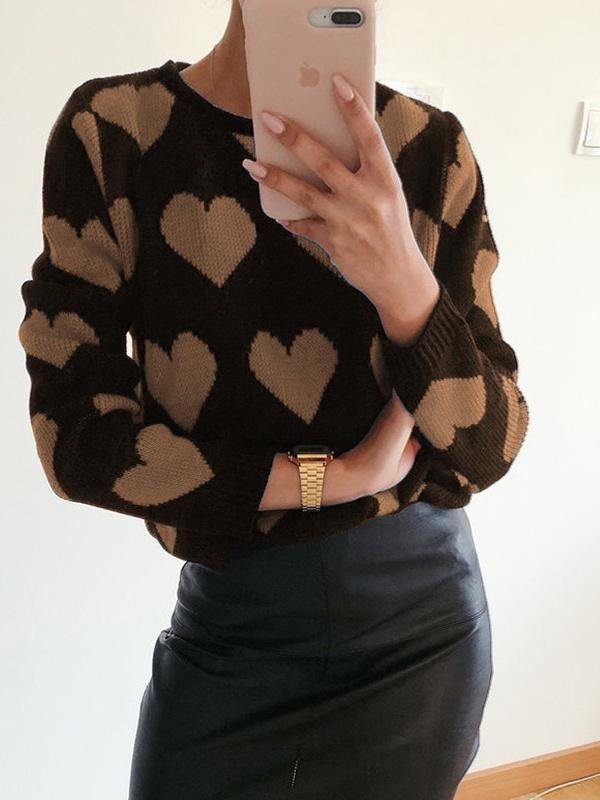 Women's Casual Round Neck Long Sleeve Sweater  Heart Graphic Top