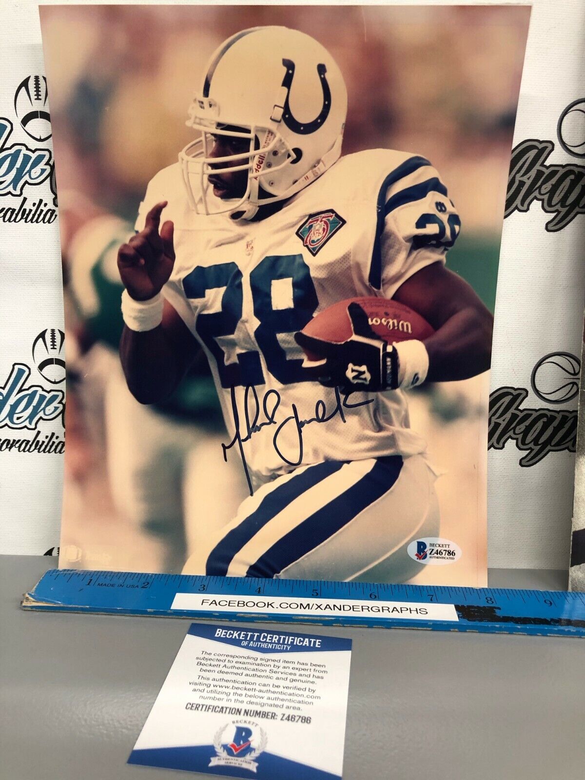 MARSHALL FAULK SIGNED AUTOGRAPHED 8X10 FOOTBALL Photo Poster paintingGRAPH-BECKETT BAS COA