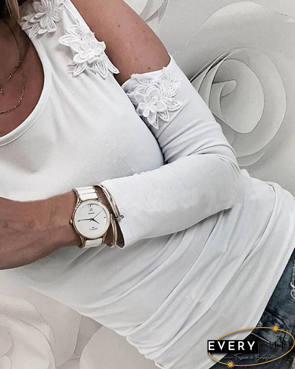 Round Neck Cut Out Sleeve Top P14419