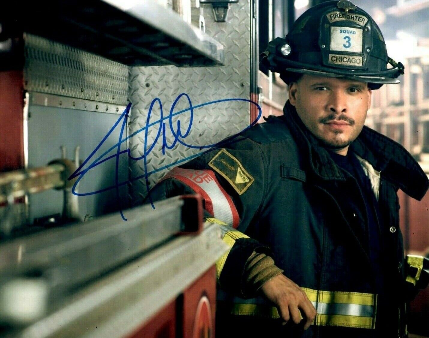 Joe Minoso Autographed Signed 8x10 Photo Poster painting ( Chicago Fire ) REPRINT