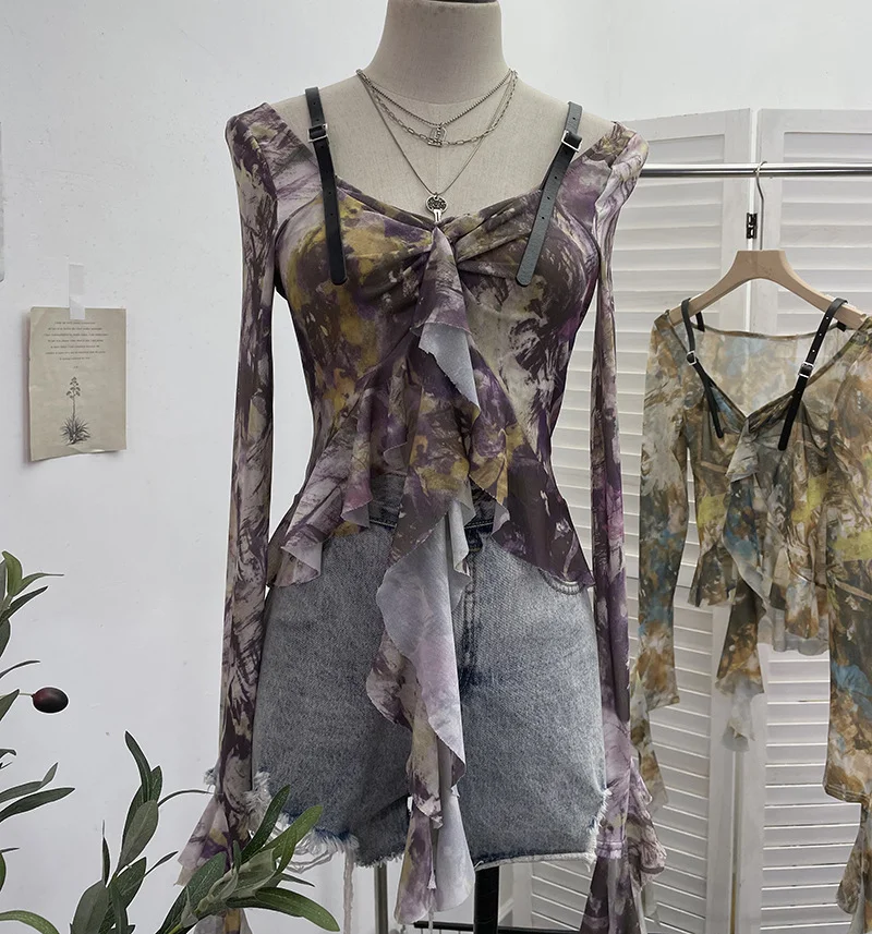 Uveng French Retro Oil Painting Wind Dyed Lotus Leaf Side Sling T-Shirts Long Sleeves Drifting Coat 2658