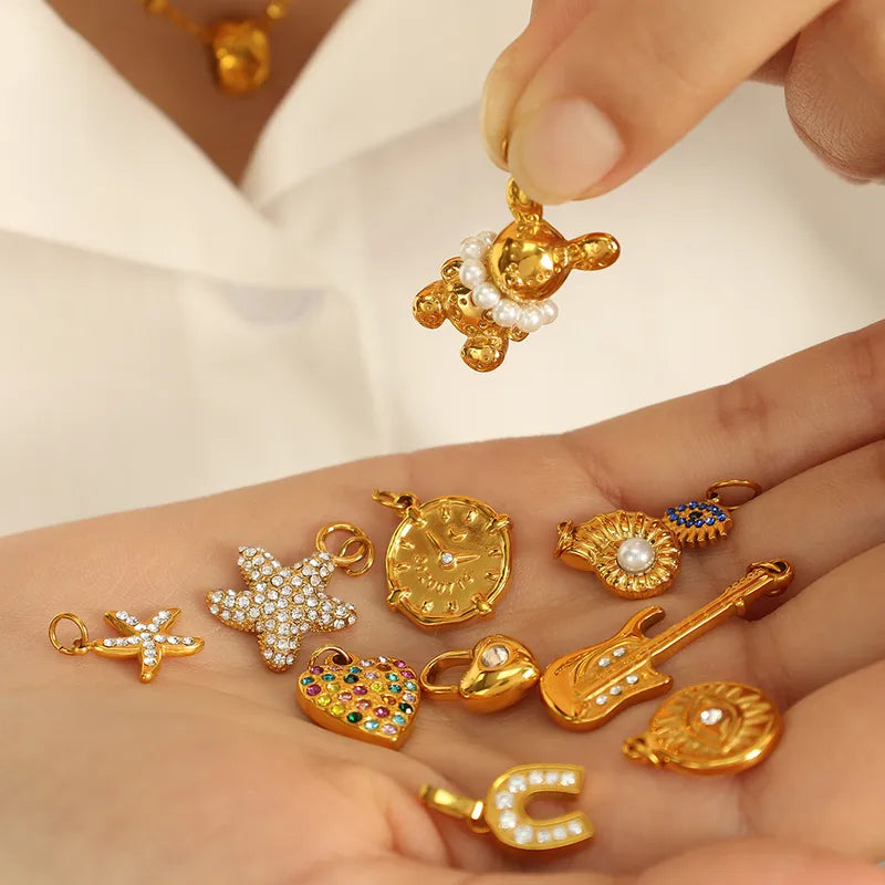 1 Piece 14.2*9.3mm 304 Stainless Steel Artificial Rhinestones 18K Gold Plated Moon Heart Shape Horseshoe Pendant Jewelry Accessories