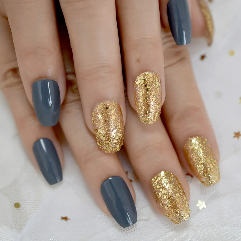 Studio 24 Artificial Nails Black Square Medium Fake Nail Art Tips gel Rose Gold Glitter Decoration Shimmer Acrylic Nail-Nail Inspo