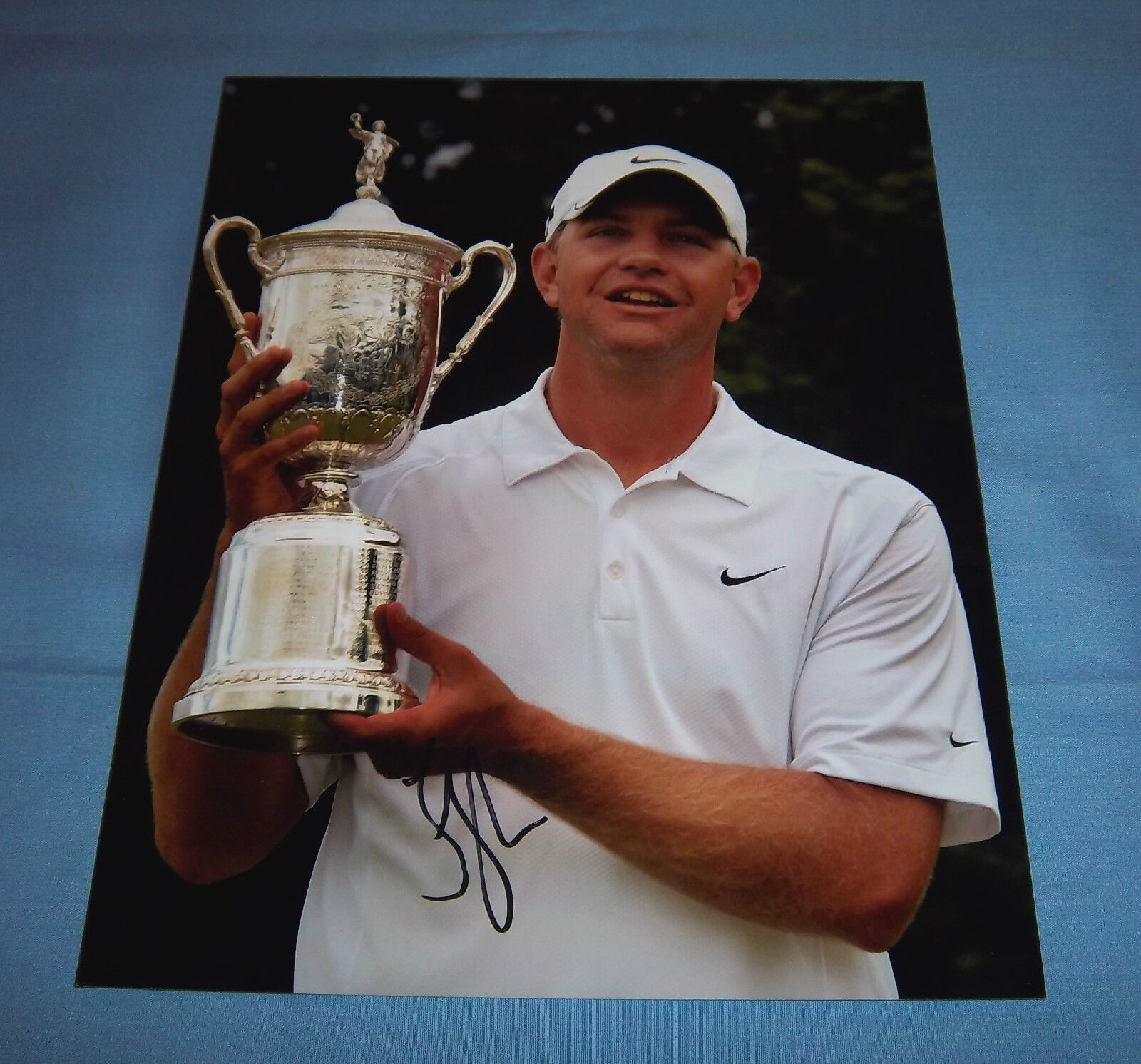 Lucas Glover Golf PGA Signed Autographed 8x10 Photo Poster painting 2009 US Open Champion