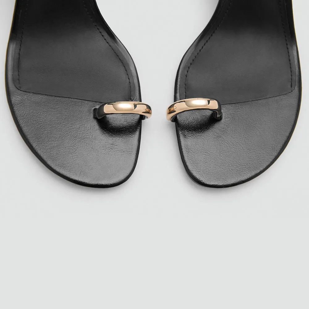 Black Round Toe Mid Flared Heel Slip On Toe Ring Sandals with Strap