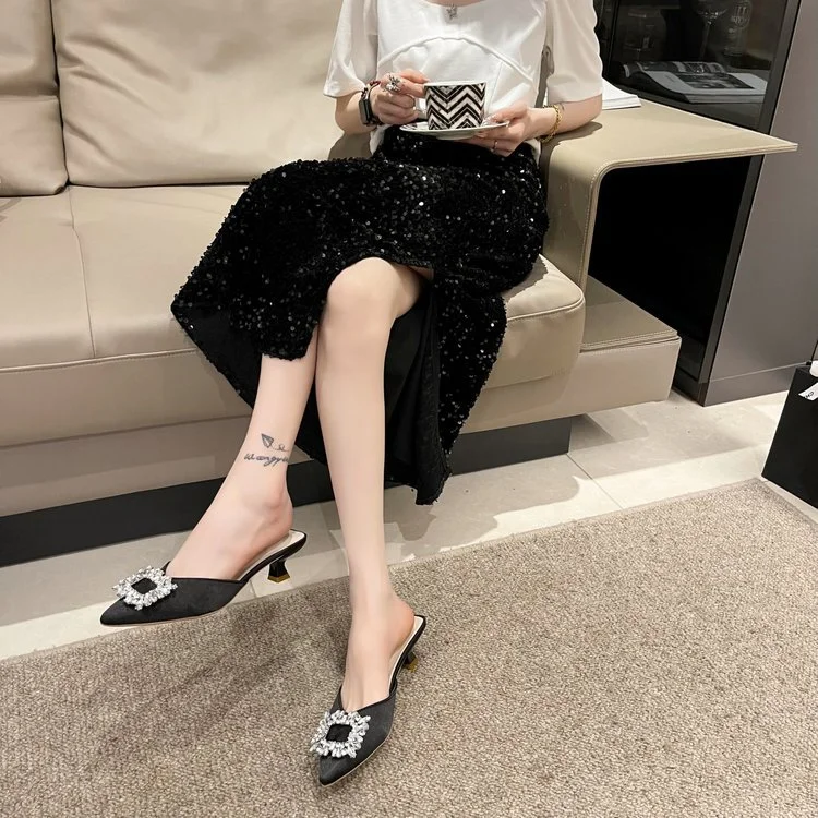 Yyvonne Buckle Water Drill Head Half Slippers Women Wear Summer 2025 New Thin Heel Slacker Cool Dragged Muller Shoes