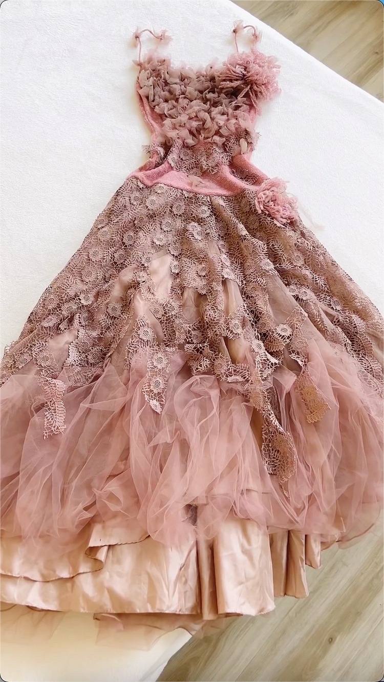 Beautiful fairytale dress🧚🏻