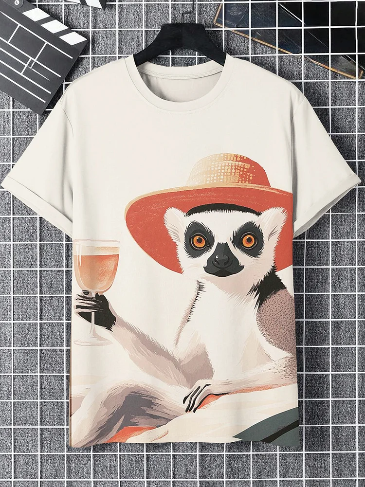 Men's Lemur Monkey Drinks On Holiday Art Print T-Shirt