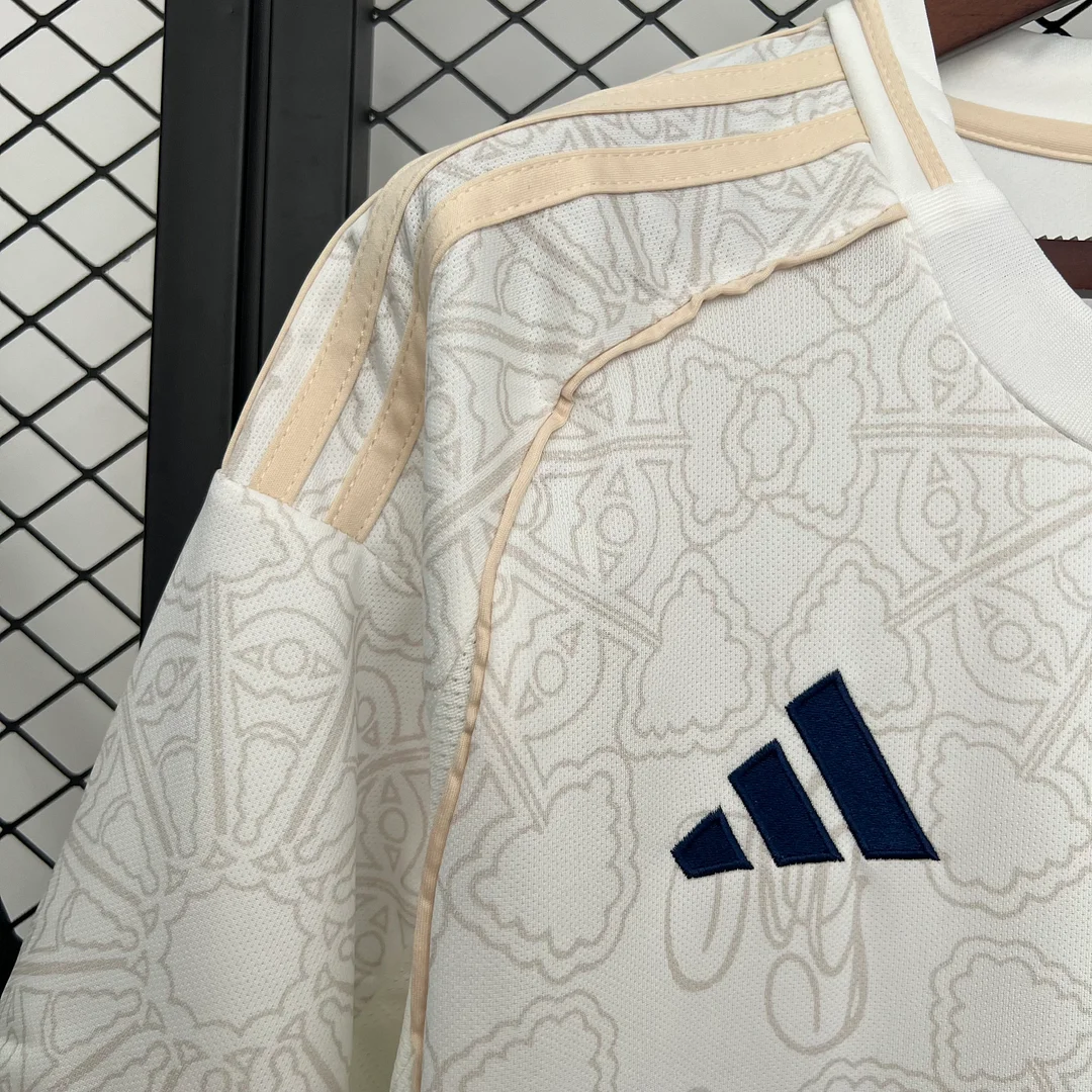 25/26 Nottingham Away Football Jersey Thai Quality