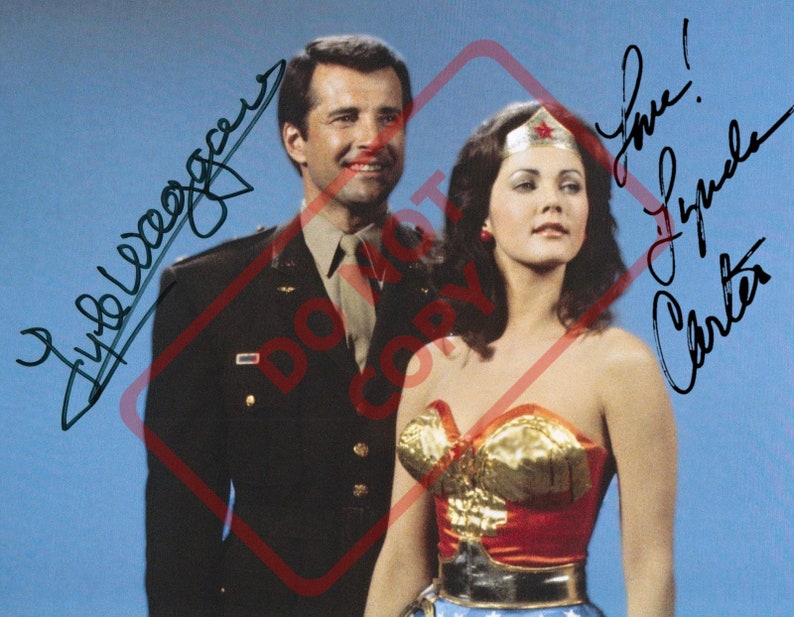 Lynda Carter Lyle Waggoner Wonder Woman 8.5x11 Autographed Signed Reprint Photo Poster painting