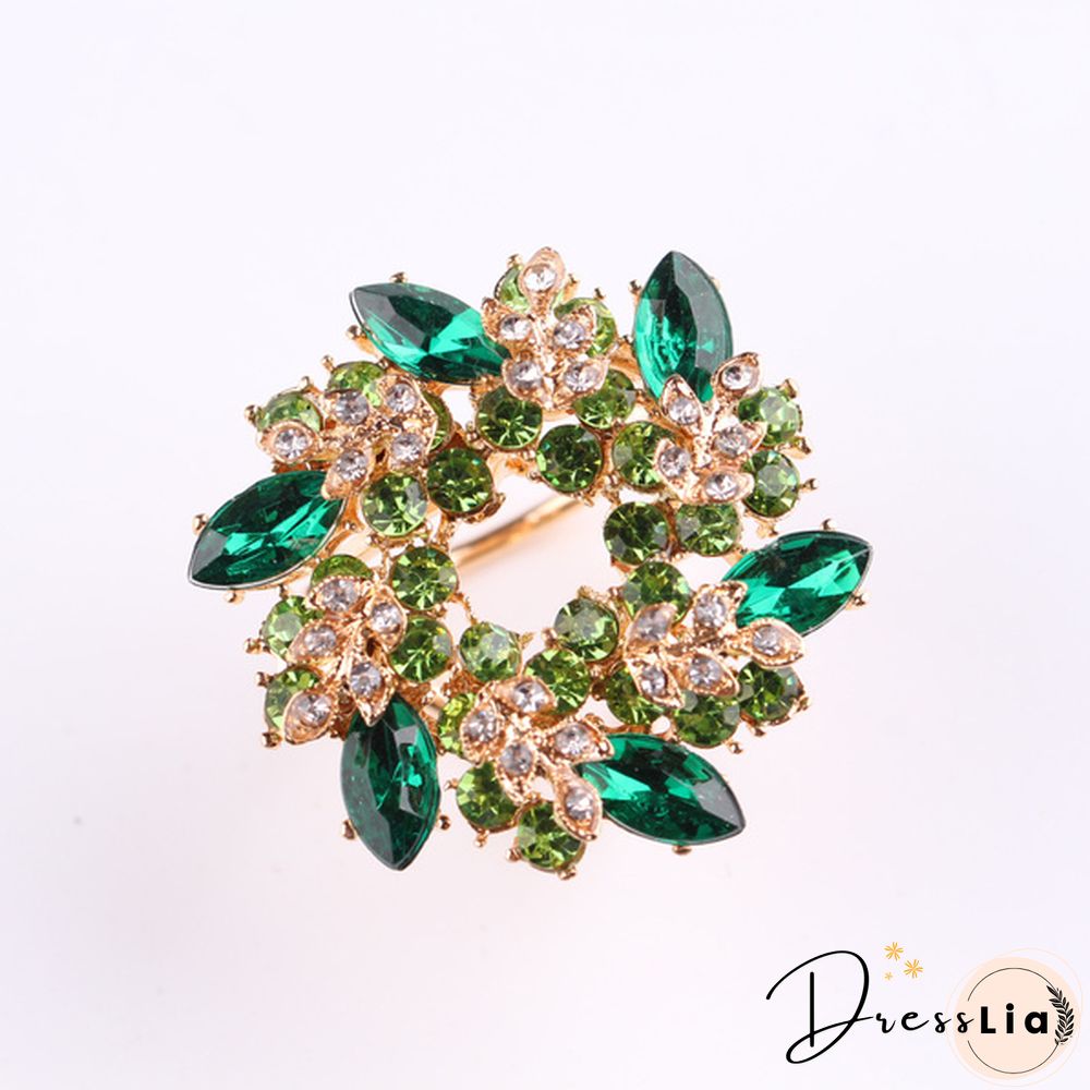 1 Pc Korean Fashion Copper Hollow Wreath Three-ring Silk Scarf Buckle Pearl Shawl Buckle Alloy High-grade Brooch