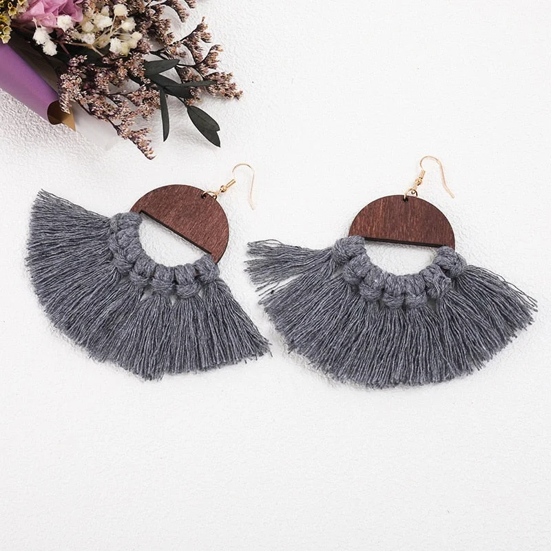 Dvacaman 2020 New Design Bohemian Leaf Shape Tassel Earrings For Women Fashion Weave Macrame Cotton Thread Earrings Drop Jewelry