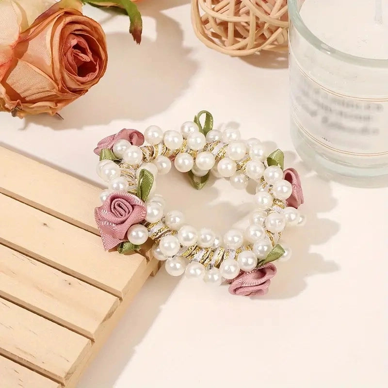 Minimalist Women’s Flower Pearl Hair Tie