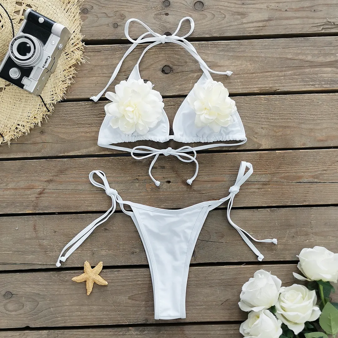Churchf Three-Point Microbikini New Three-Dimensional Flower Split Swimsuit Woman 2025 Strap Solid Color Bikini