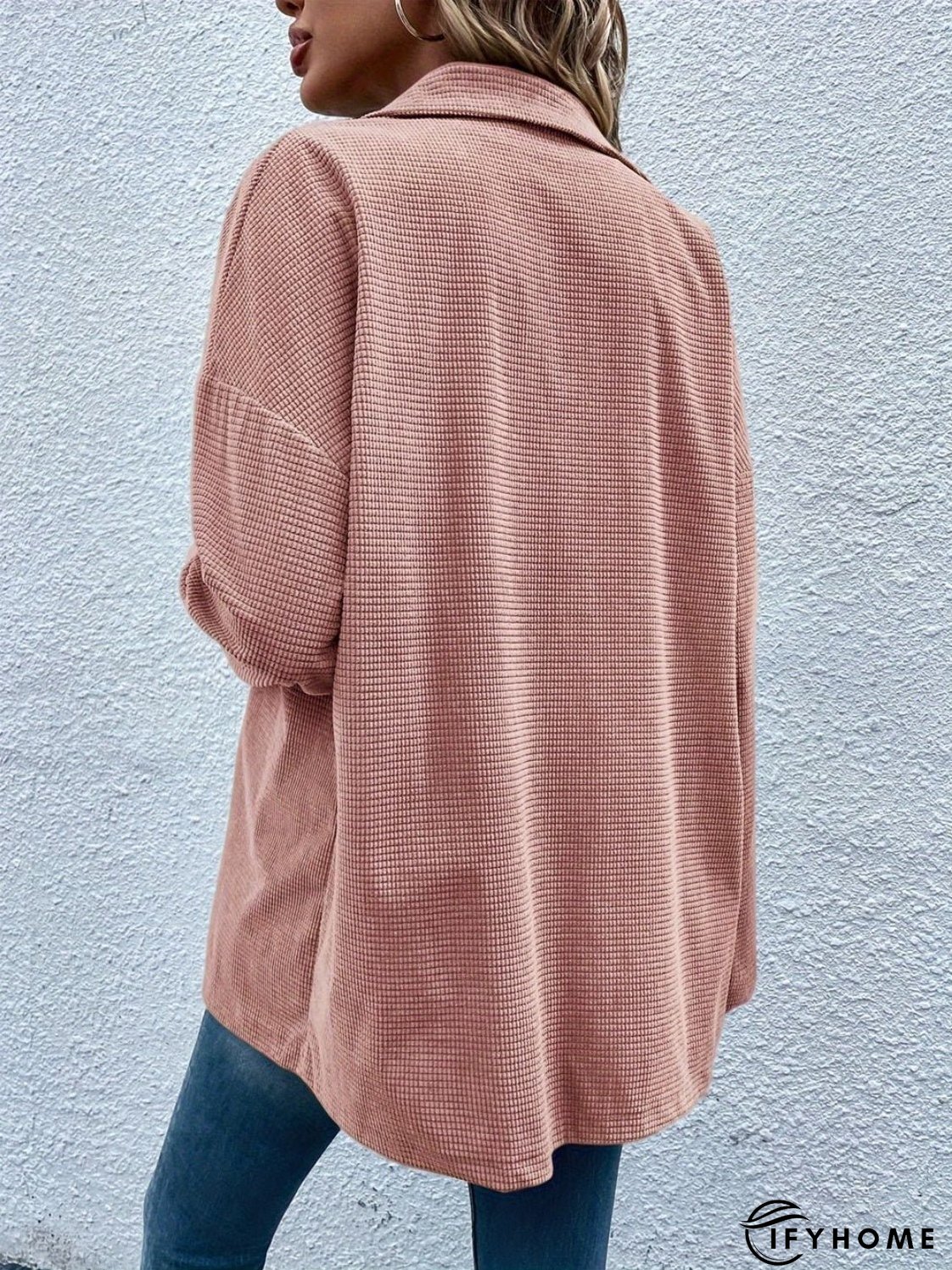 Jacket with pockets, collar and snap fasteners and dropped shoulders | IFYHOME