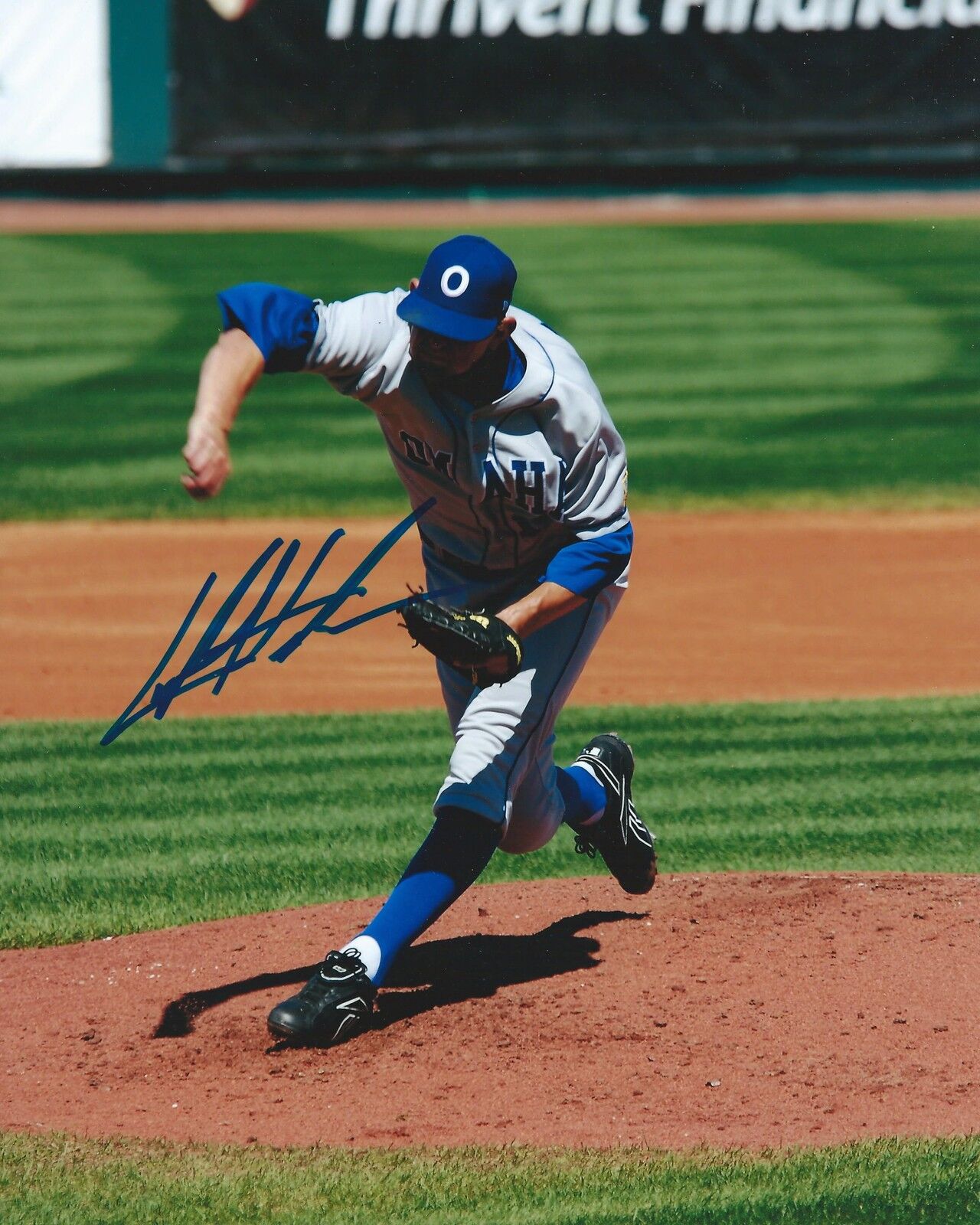 **GFA Kansas City Royals *LUKE HOCHEVAR* Signed 8x10 Photo Poster painting LH COA**