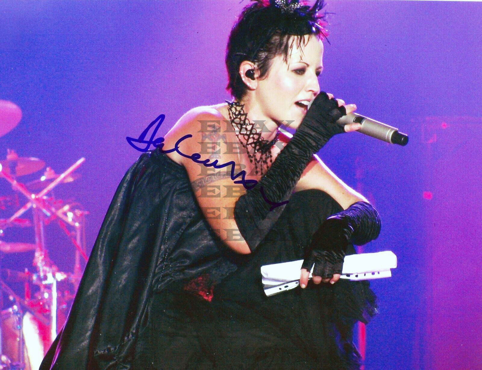 Dolores O'Riordan Autographed signed 8x10 Photo Poster painting Reprint