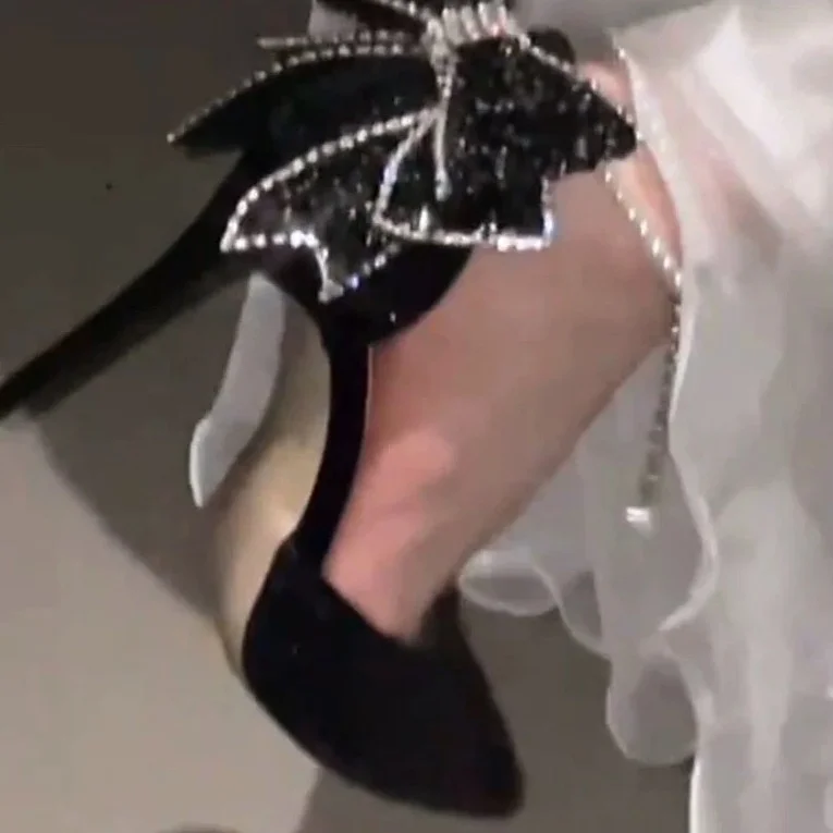 Breakj Breakj Water Drill Wedding Shoes Banquet Shoes 2025 New French High-Heeled Female Famous Pearl Hollow Single Shoe Thin Heel