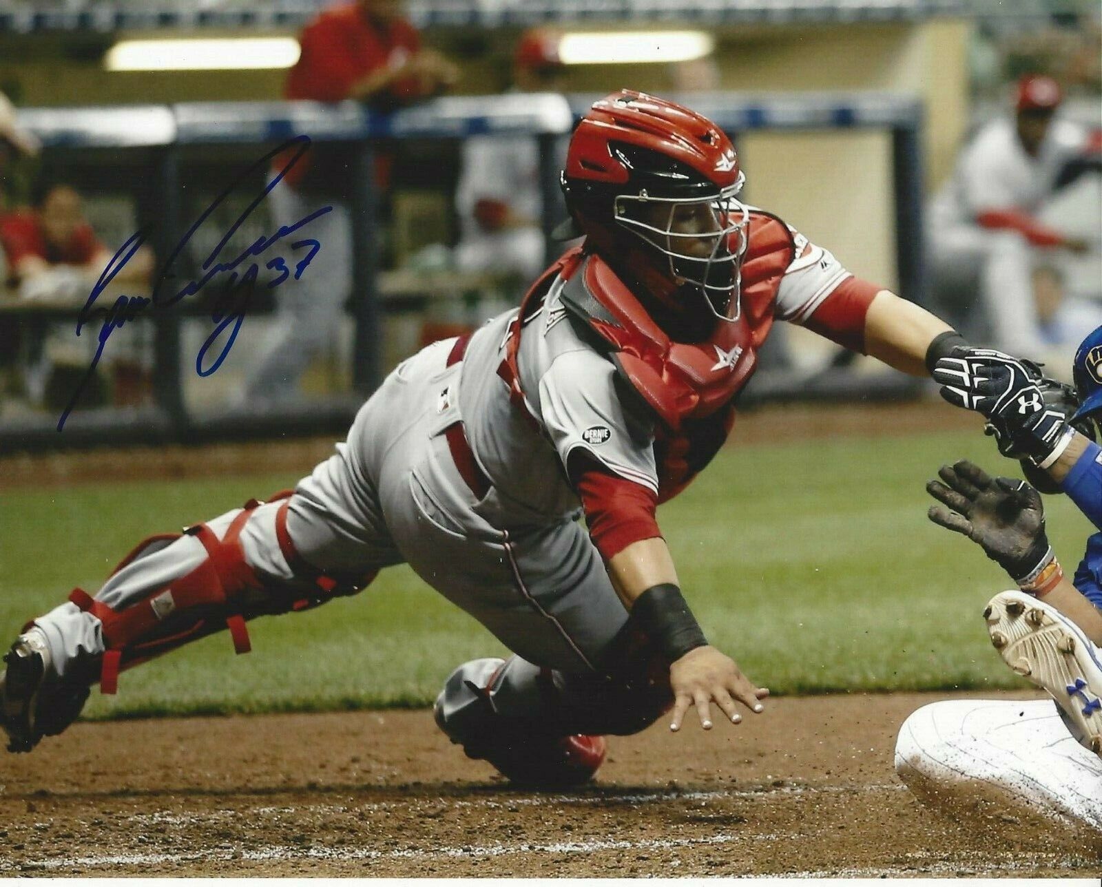 Ramon Cabrera Autographed 8x10 Cincinnati Reds#S1176