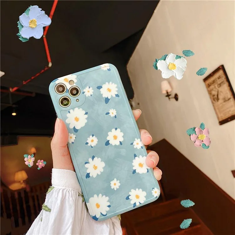 Fresh Daisy Phone Case