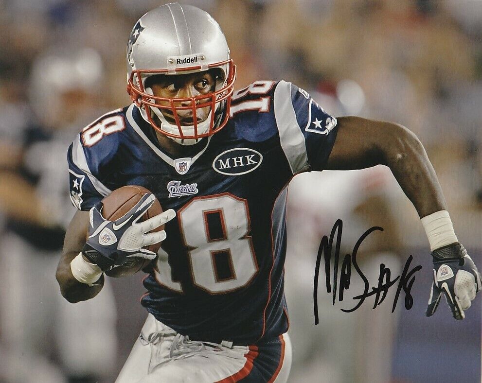 MATTHEW SLATER SIGNED NEW ENGLAND PATRIOTS 8x10 Photo Poster painting #3 NFL EXACT PROOF!