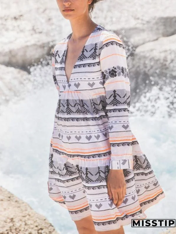 Bohemia Style V-Collar Floral Printed Positioning Flower Long Sleeve Dress