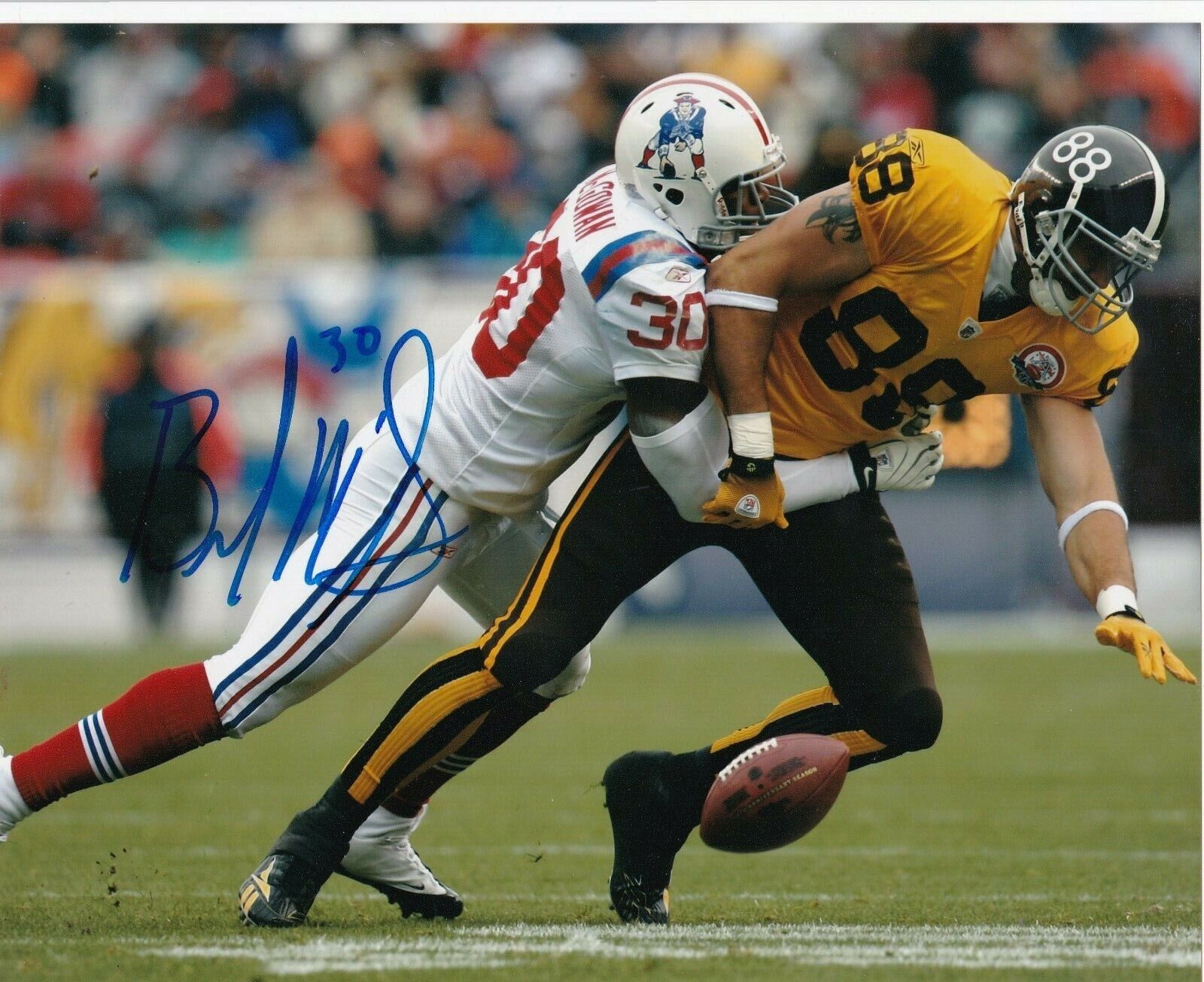 BRANDON MCGOWEN NEW ENGLAND PATRIOTS ACTION SIGNED 8x10