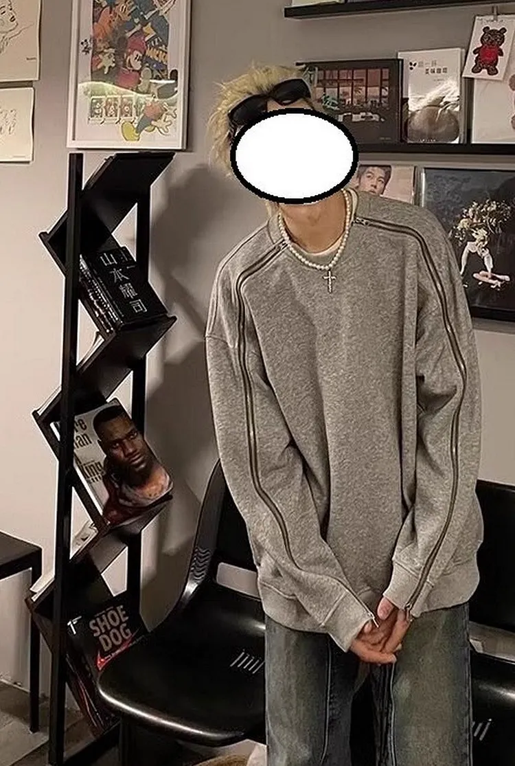 Relaxed Fit Men's Fleece Lined Sweatshirt for Spring & Summer