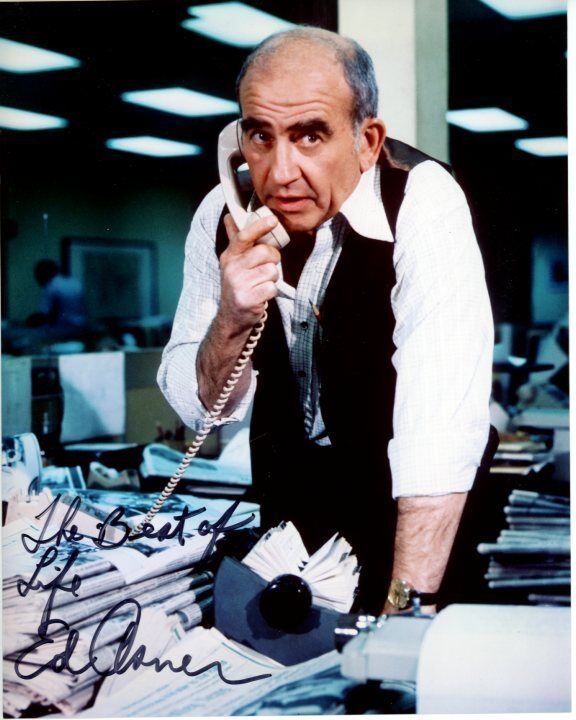 ED ASNER signed autographed 8x10 LOU GRANT Photo Poster painting