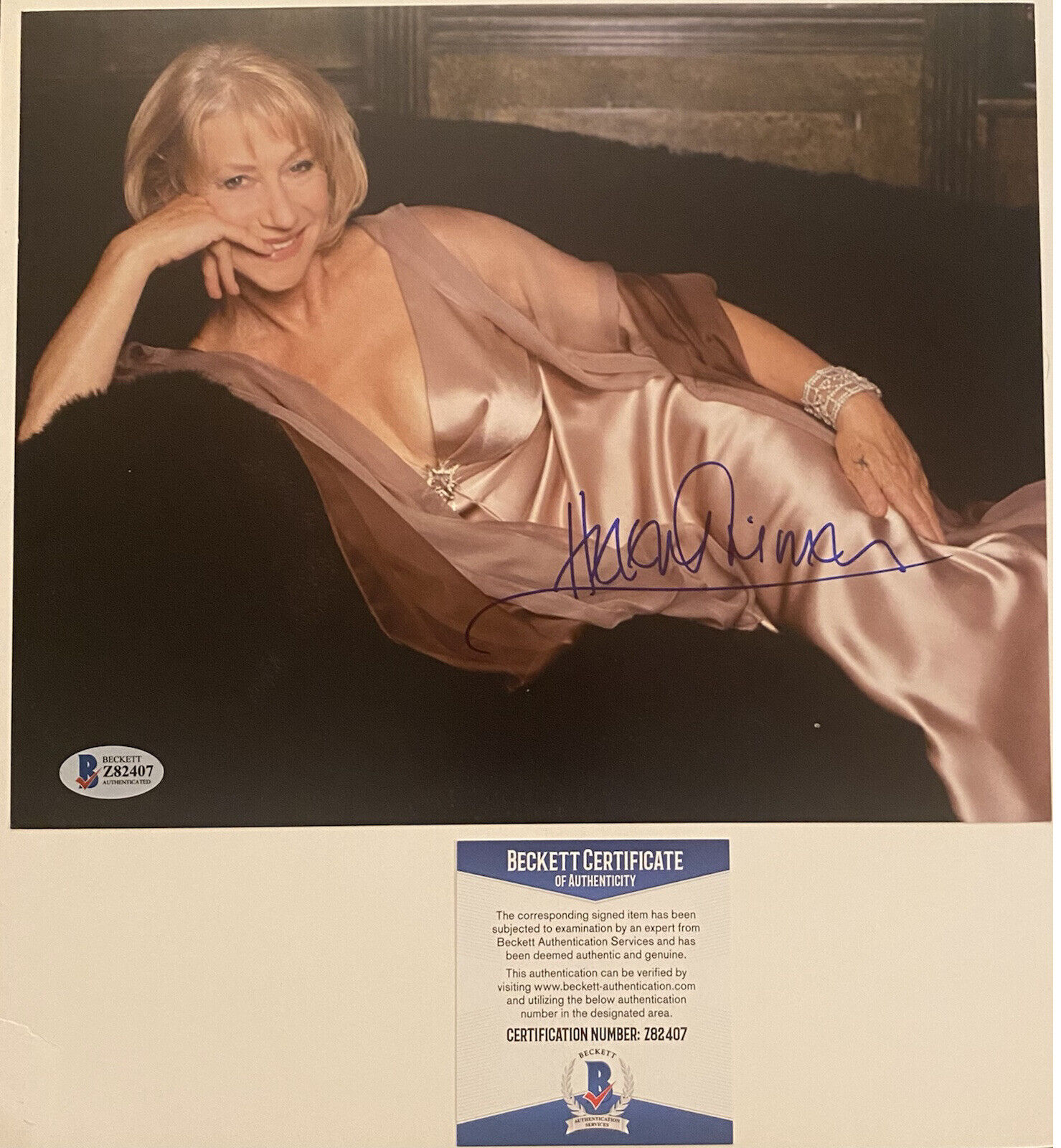 Helen Mirren Signed Autographed 8x10 Color Photo Poster painting Sexy Full Name Beckett