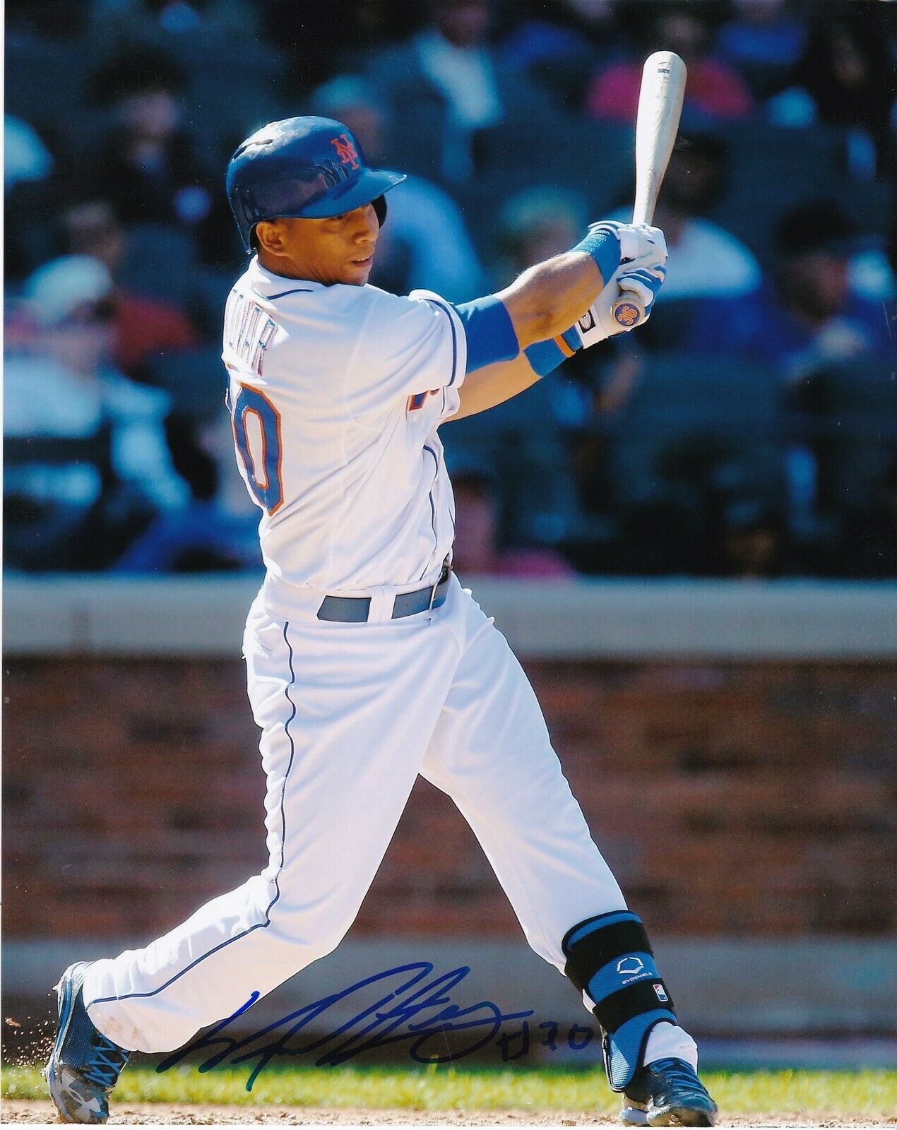 WILFREDO TOVAR NEW YORK METS ACTION SIGNED 8x10