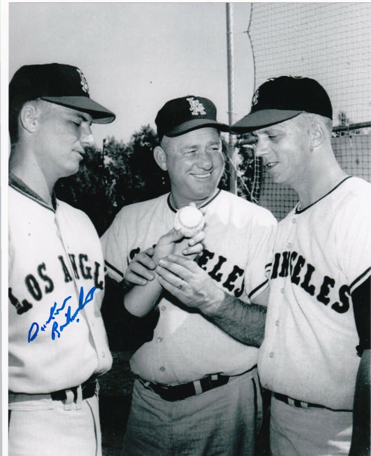 GORDIE RICHARDSON LOS ANGELES ANGELS ACTION SIGNED 8x10