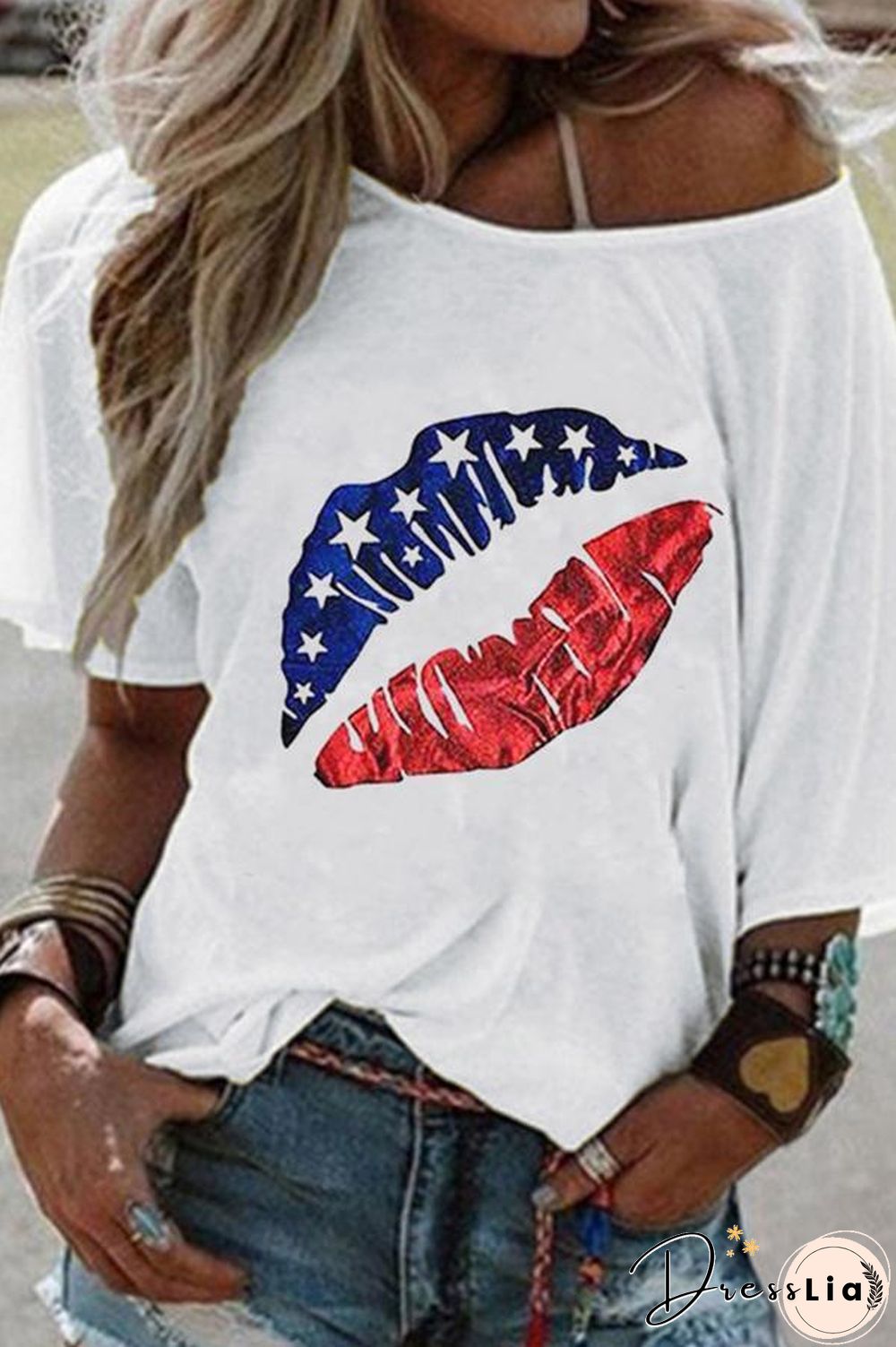 Lip Printed Batwing Sleeve Loose T-shirt (3 Colors) P13289