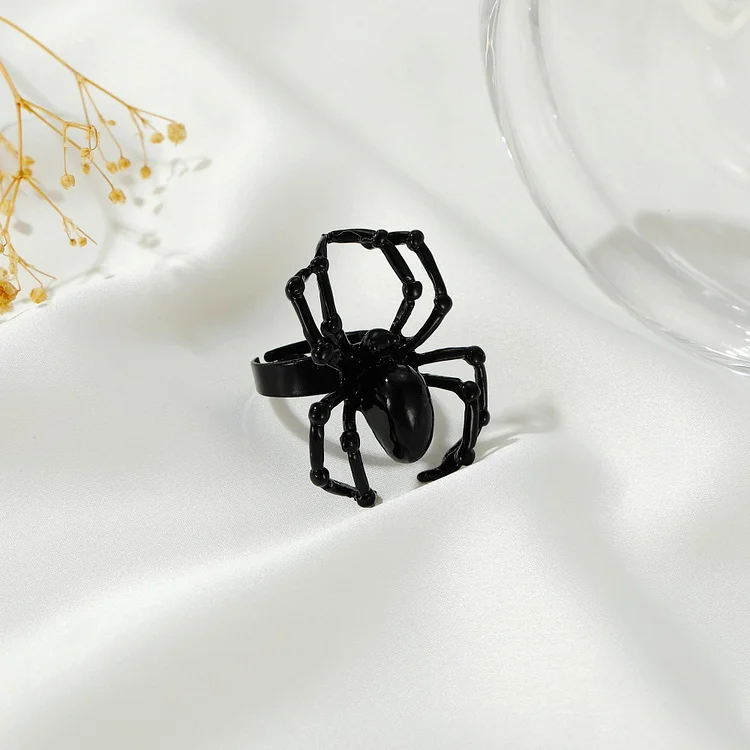 Gothic Simulation Animal Spider Ring for Women men Finger Adjustable Ring Punk Style Halloween Spoof Toy Accessories