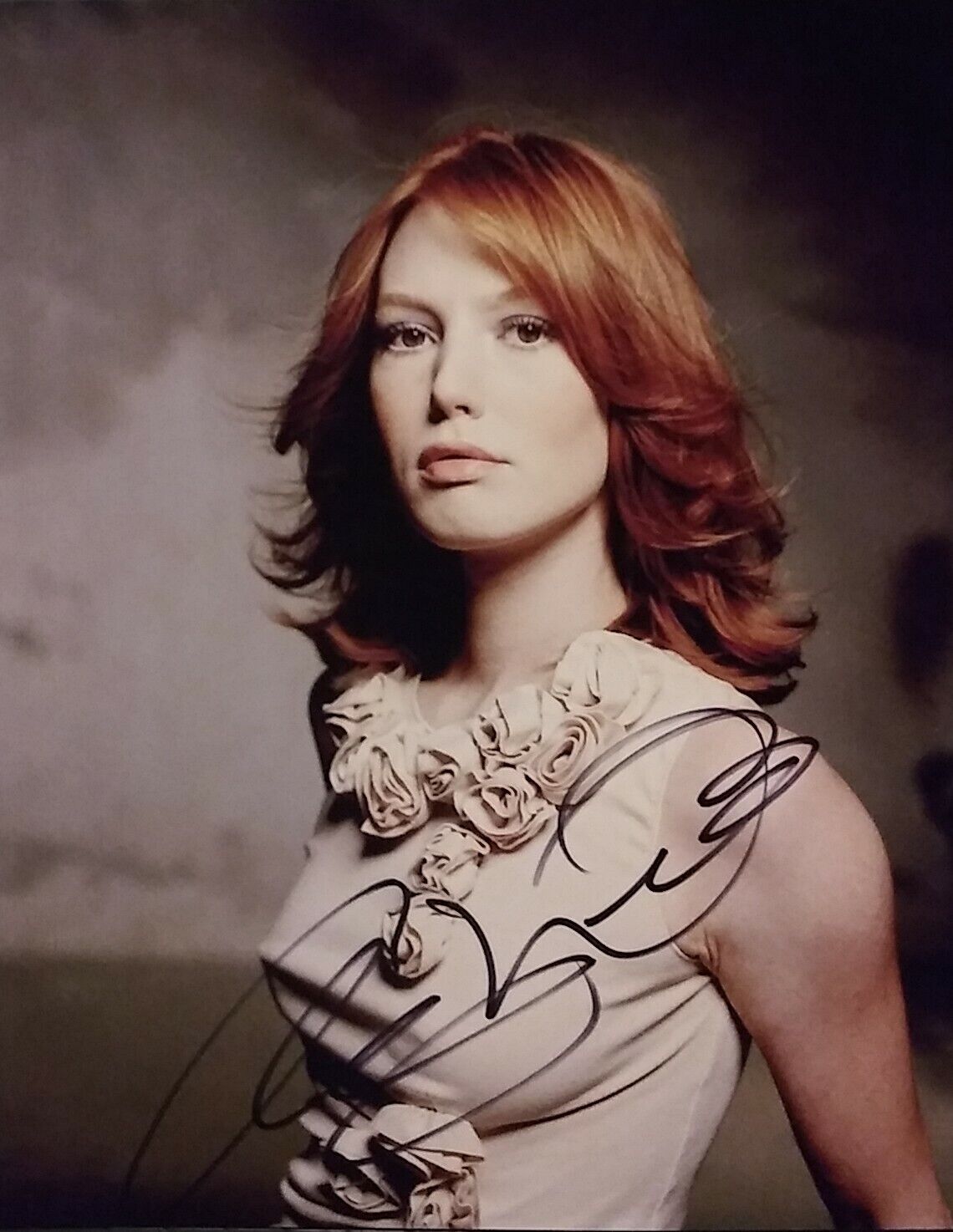 Alicia Witt signed 8 x 10