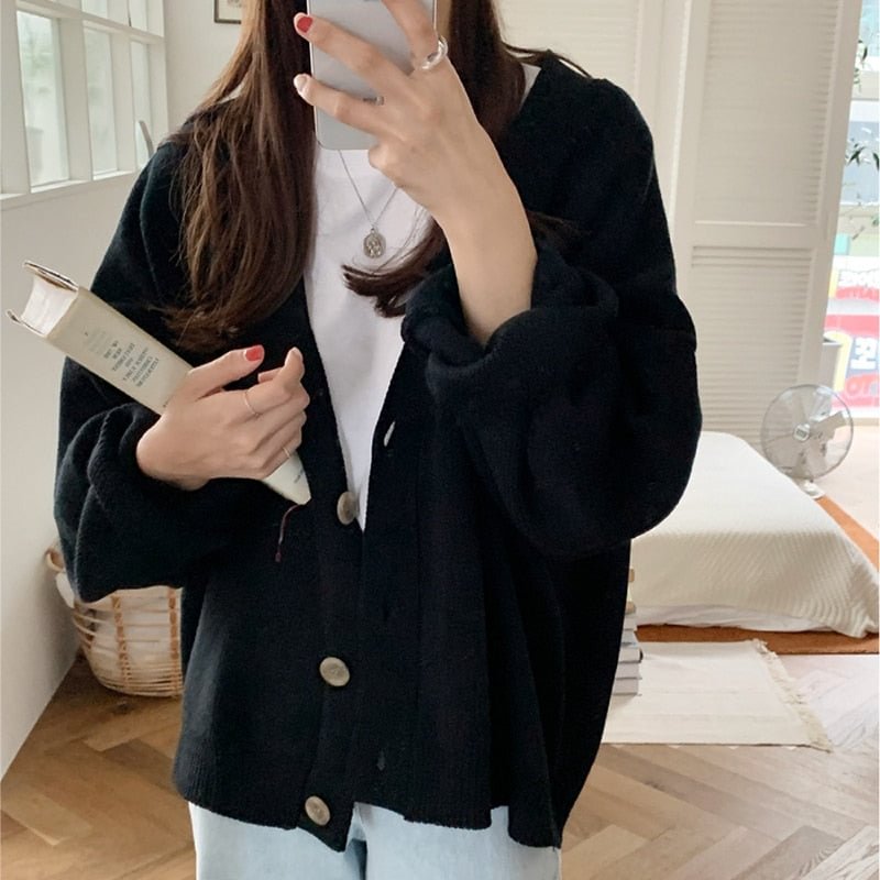 Casual Knitted Sweater Women Black Cardigan Vintage Loose Sweater Winter Buttons Up Cardigan Tops Female Long Sleeve Sweat Femme