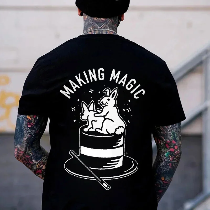 MAKING MAGIC Animals on the Hat Graphic Black Print T-shirt