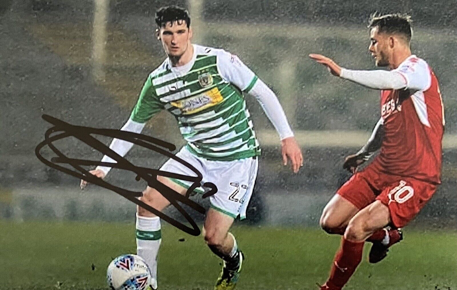 Corey Whelan Genuine Hand Signed Yeovil Town 6X4 Photo Poster painting