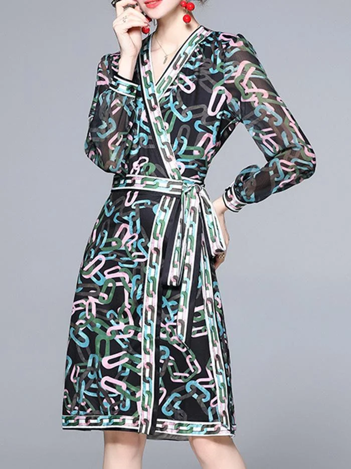 Elegant Printed V-Neck Long Sleeve Dress