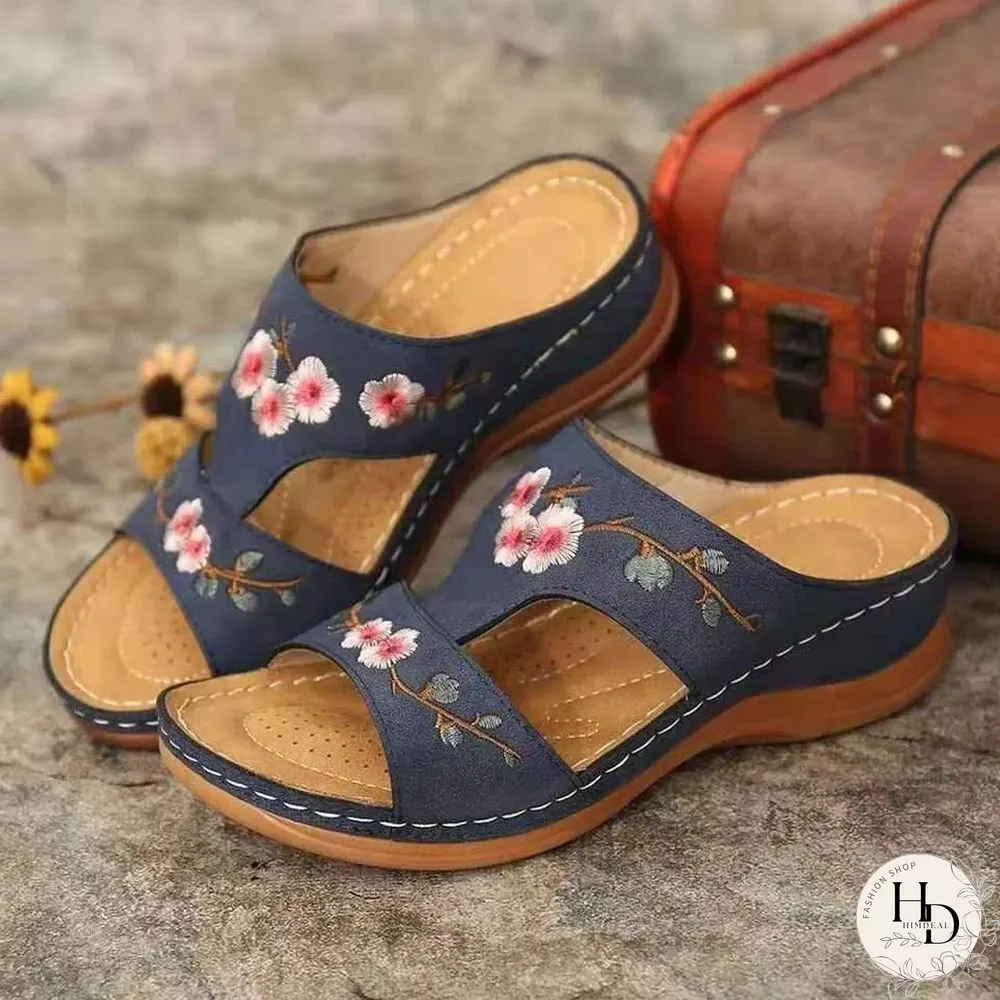 Flower Embroidery Women Platform Shoes