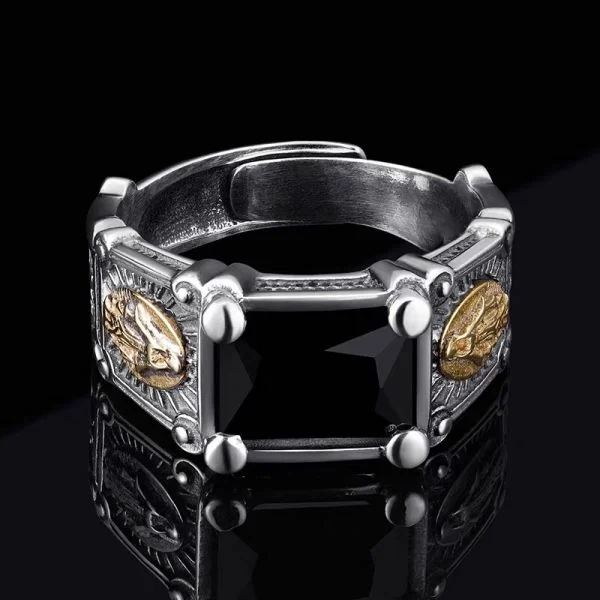 Sterling Silver Vintage Aged Madonna Inlaid Black Stone Ring