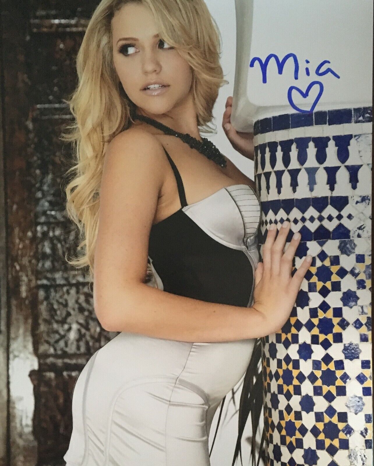 Mia Malkova Super Sexy Hot Adult Model Signed 8x10 Photo Poster painting COA E2214