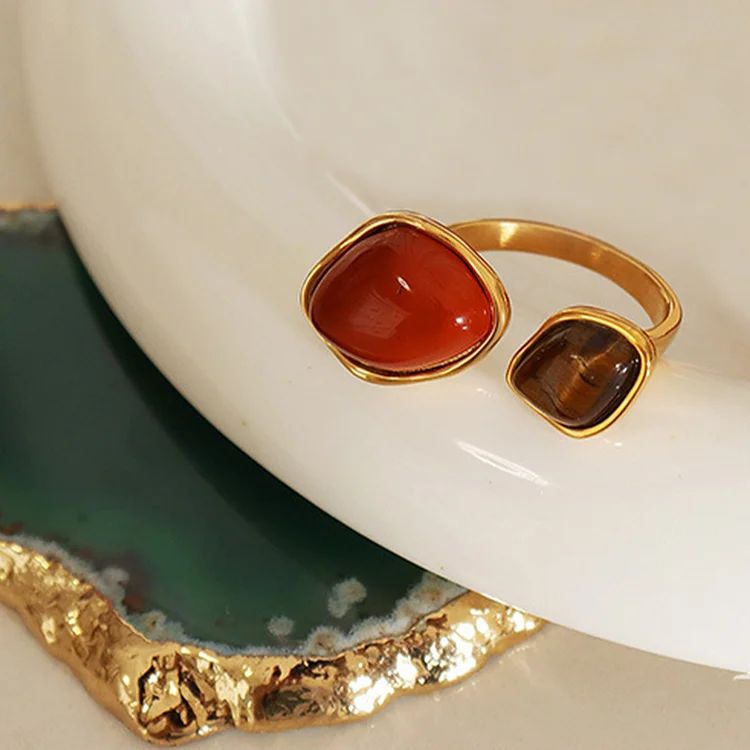 Red Agate With Tiger Eye Ring