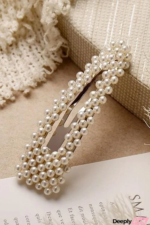 Pearl Hair Clip