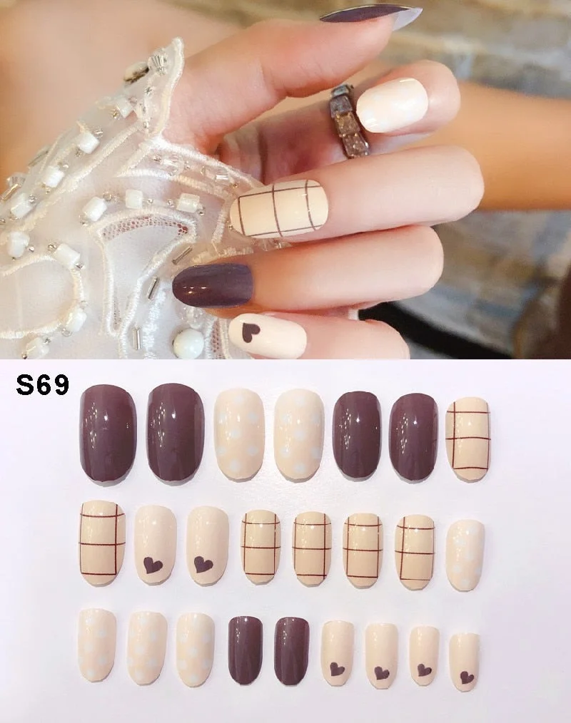 24pcs/set Elegant Fake Nails Black White Stripe Color Mix Chic Short False Nails with Pearl Rhinestone Square Acrylic Nails Tips-Nail Inspo