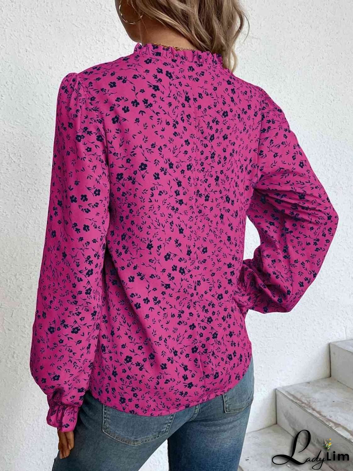 Classic and Comfortable Blouse