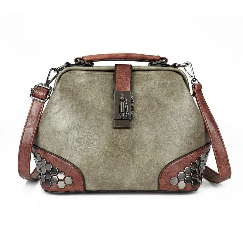 Ladies vintage leather shoulder bag