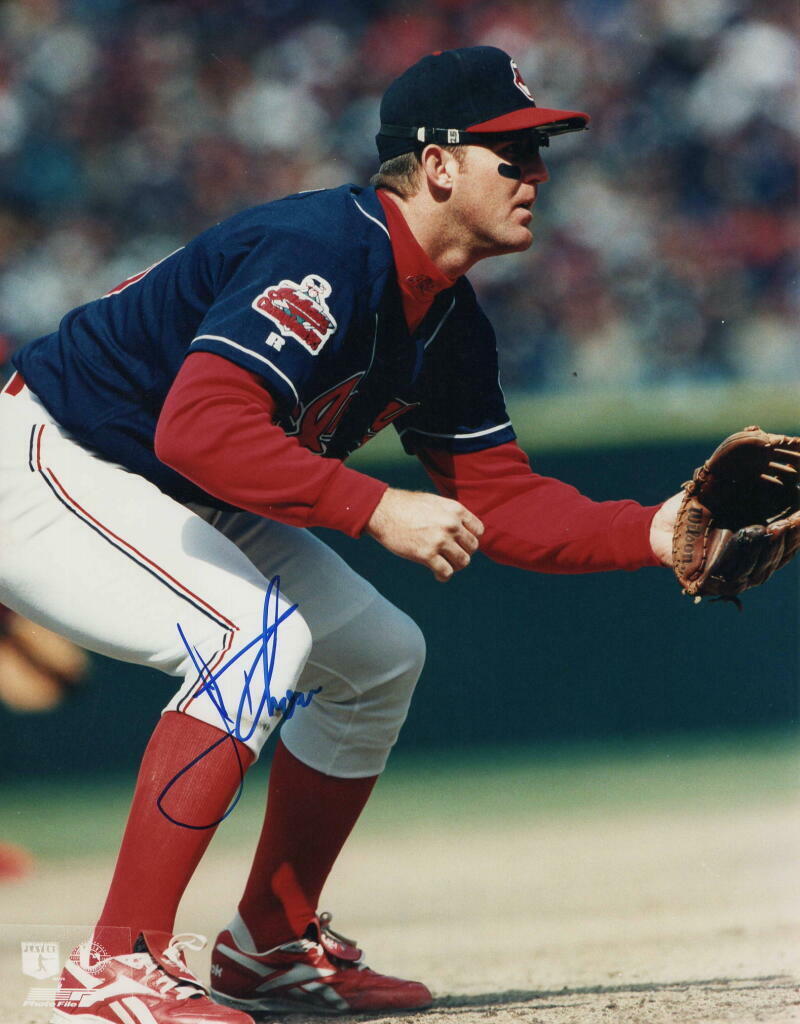 JIM THOME SIGNED AUTOGRAPH 8X10 Photo Poster painting - CLEVELAND INDIANS STAR, BASEBALL HOF