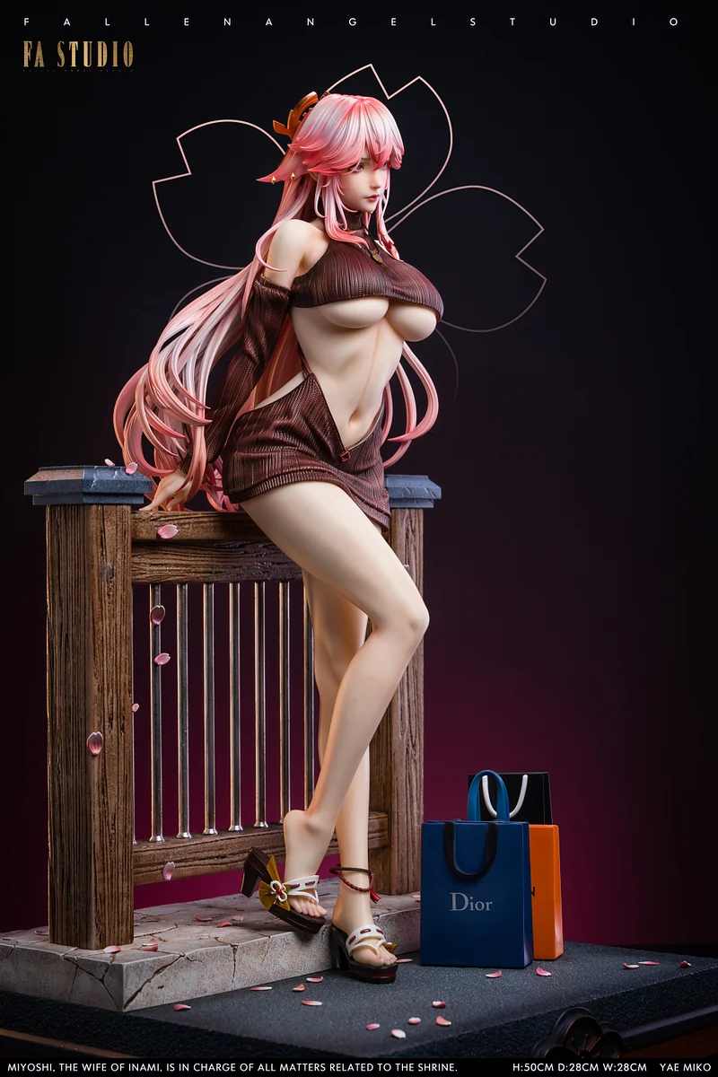 PRE-ORDER TR Studio Genshin Impact YAE MIKO 1/4 Statue(GK) (Adult 18+)