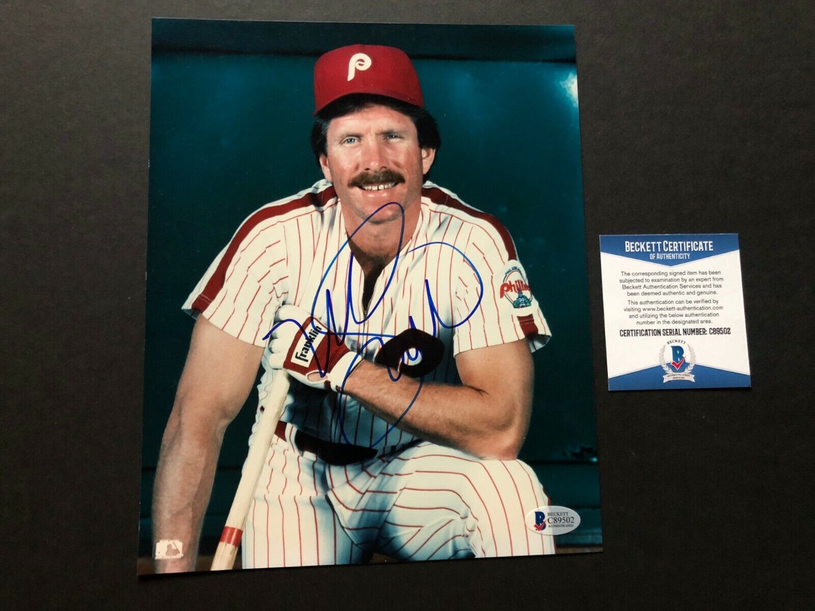 Mike Schmidt Hot! signed autographed Phillies legend 8x10 Photo Poster painting Beckett BAS coa